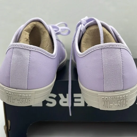 Converse WMNS A03066C CTAS DAINTY OX
VAPOR VIOLET/GHOSTED
Sneakers Chuck Taylor - Picture 13 of 16